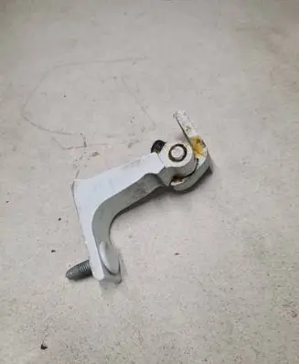 Audi A4 S4 B9 Front door upper hinge 8W5831404A A046574