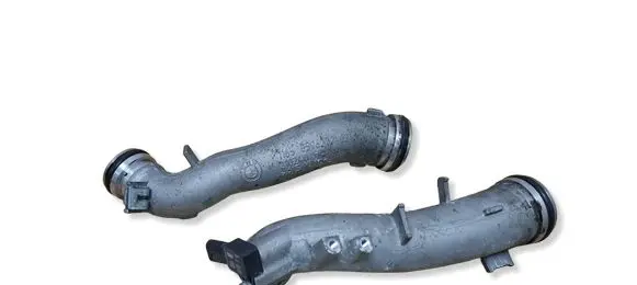 BMW 5 G30 G31 G38 Turbo air intake inlet pipe/hose 8596272