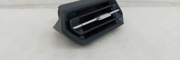 Audi A3 8Y Dash center air vent grill 8Y1820902A 8Y1820902A6PS