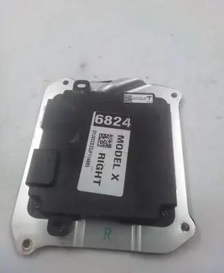 Tesla Model X Door control unit/module 105018300E
