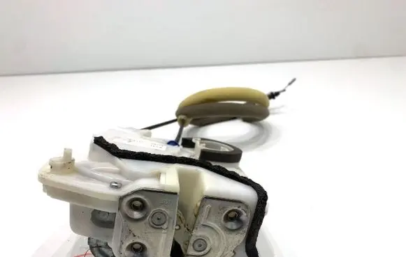 Mazda CX-9 Rear door lock 