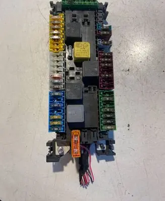 Mercedes-Benz GLE (W166 - C292) Fuse box set A1669061202 33134886 Y0P3509113