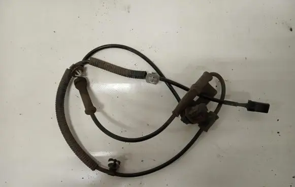 KIA Sorento ABS brake wheel speed sensor 95670-2P000