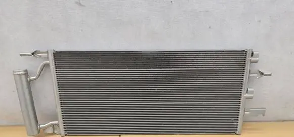 BMW 1 F40 A/C cooling radiator (condenser) 