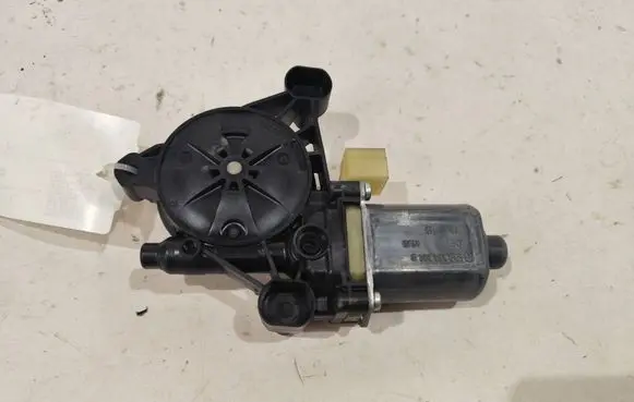 Seat Leon (5F) Rear door window regulator motor 5Q0959801