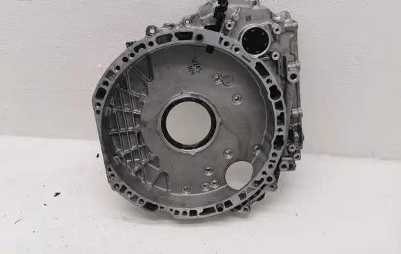 Mercedes-Benz E W213 Timing belt guard (cover)
