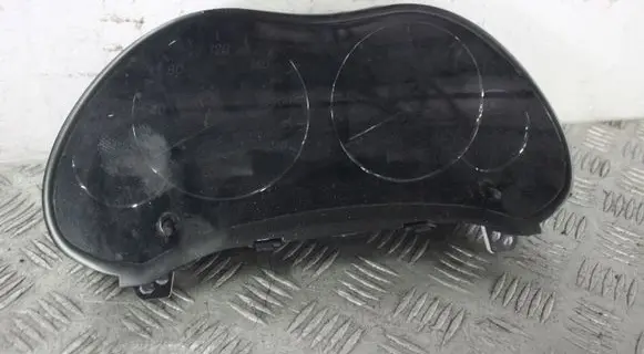 Toyota Avensis T250 Speedometer (instrument cluster) 8380005630H