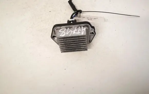 Mazda CX-7 Heater blower motor/fan resistor pm010010b