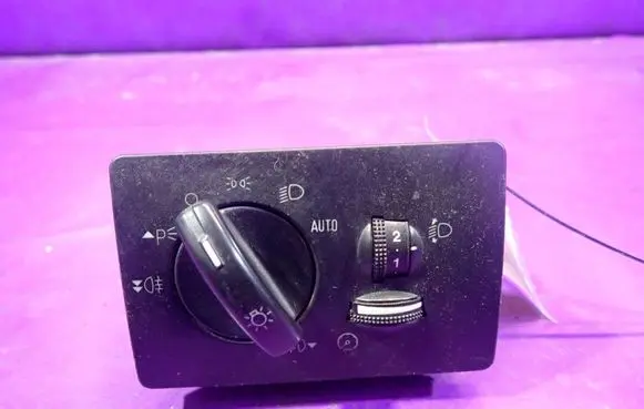 Ford Focus C-MAX Light switch