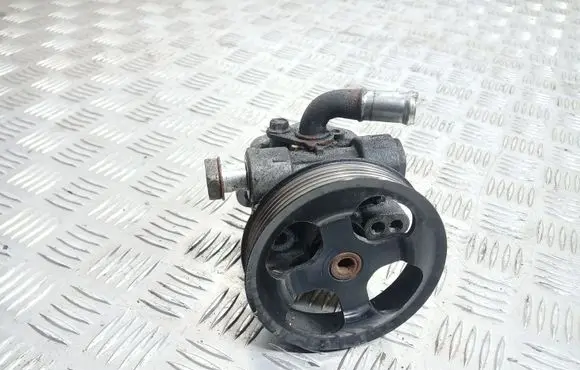 Mitsubishi Outlander Power steering pump