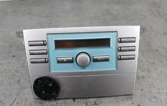 Toyota Corolla Verso E121 Climate control/heater control trim 559000F030