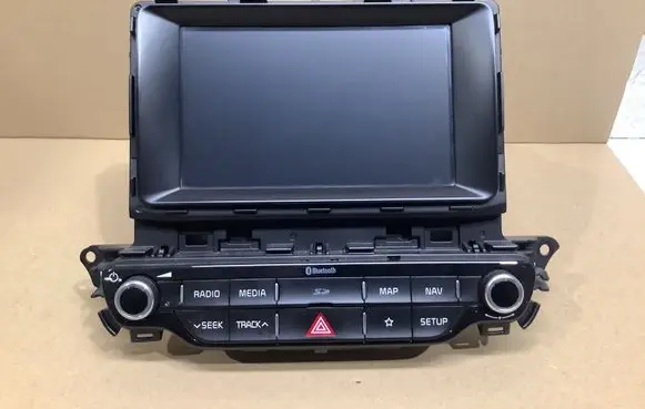 Radio/CD/DVD/GPS head unit