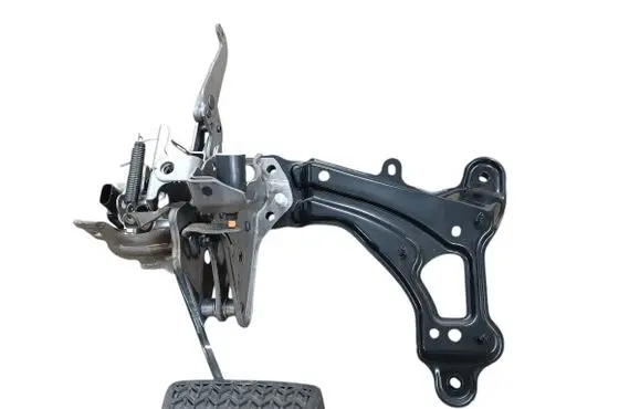 Toyota RAV 4 (XA50) Brake pedal 
