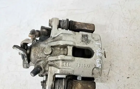 Honda Civic Rear brake caliper