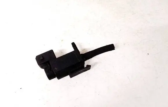 BMW 5 F10 F11 Turbo solenoid valve 7810831 70231800