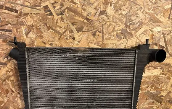 Saab 9-3 Ver2 Intercooler air channel guide 