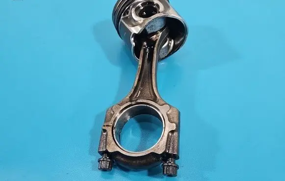 Toyota RAV 4 (XA20) Piston 1CD IMPRK1577927