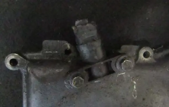 Ford Mondeo Mk III Crankshaft position sensor 1s7f6c315ad 1s7f-6c315-ad