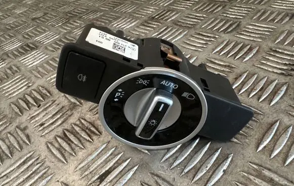 Mercedes-Benz A W176 Light switch A2129050551 10091531