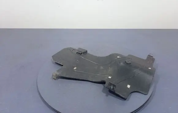 Front underbody cover/under tray