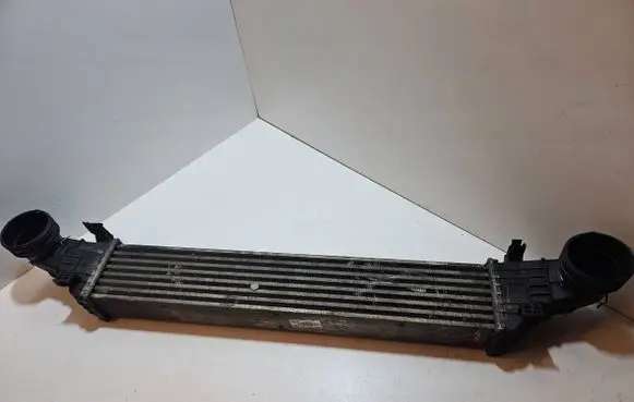Mercedes-Benz E W211 Intercooler radiator A2115001102 A6356