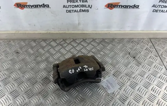 Volkswagen PASSAT B8 Front brake caliper 6799D