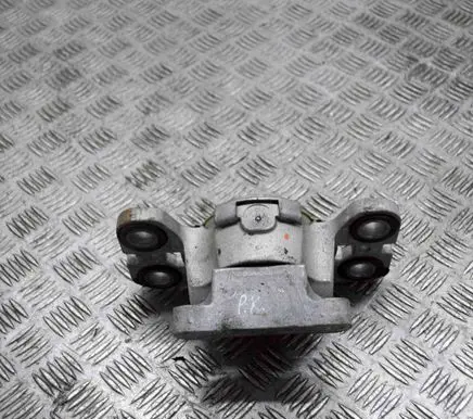 Land Rover Discovery Sport Engine mount bracket EJ327M121AD