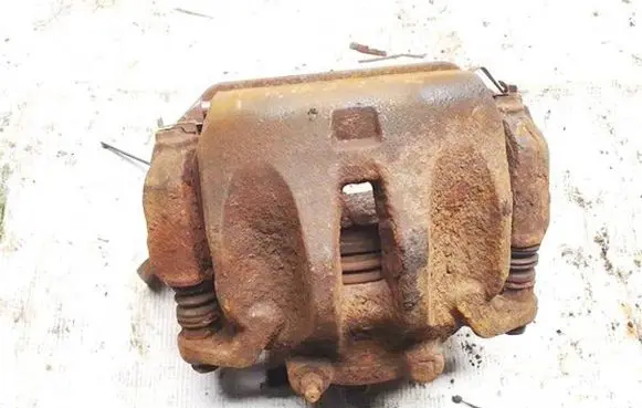 Nissan Murano Z50 Front brake caliper