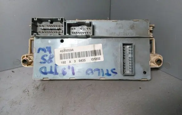 Fiat Stilo Fuse module 51715848 46750594
