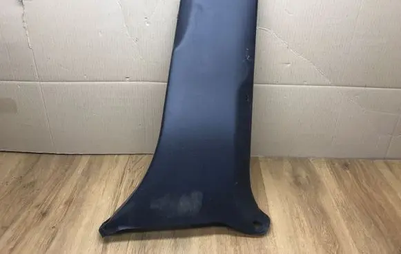 Mercedes-Benz GLE (W166 - C292) (B) pillar trim (bottom) A1666902625