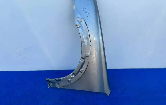 Subaru Legacy Fender 57110AG1109P