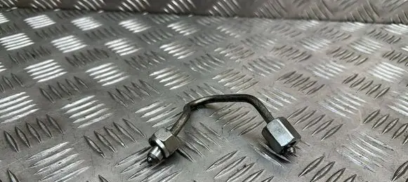 Mini Cooper Countryman R60 Fuel injector supply line/pipe 