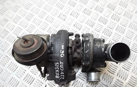 Toyota Avensis T250 Turbo 172010R021