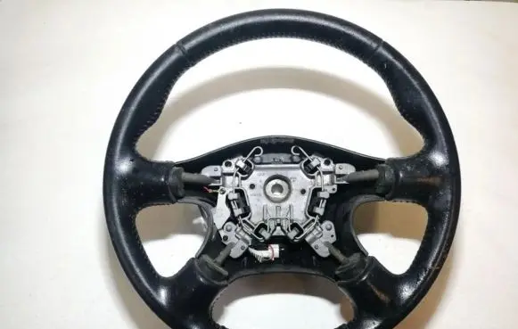 Nissan Primera Steering wheel