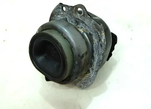 BMW X5 E70 Engine mount bracket 22116793642 6793642