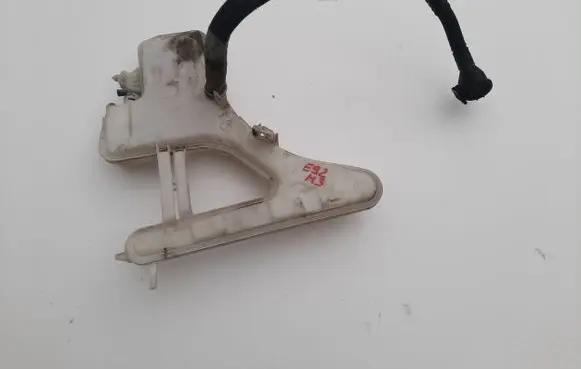 BMW M3 e92 Windshield washer fluid reservoir/tank 8041169 7941074