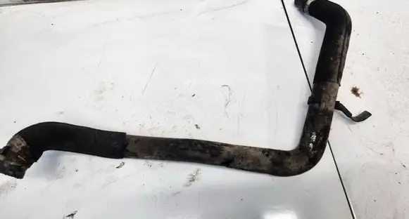 Mercedes-Benz A W169 Engine coolant pipe/hose 