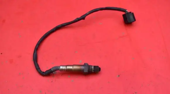 BMW 7 F01 F02 F03 F04 Lambda probe sensor 7576673-02