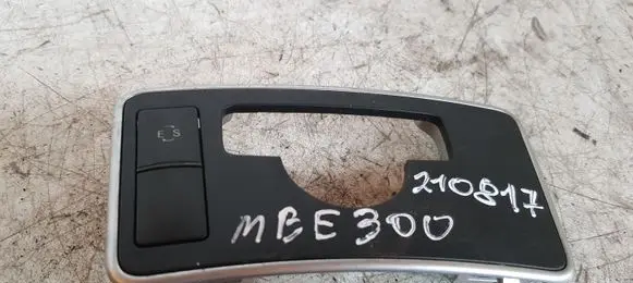 Mercedes-Benz E W212 Other dashboard part A212680XX07