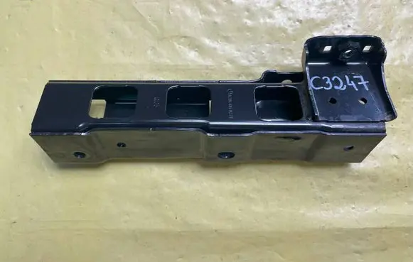 Mercedes-Benz C W204 Tie down hook / loop A2046840231