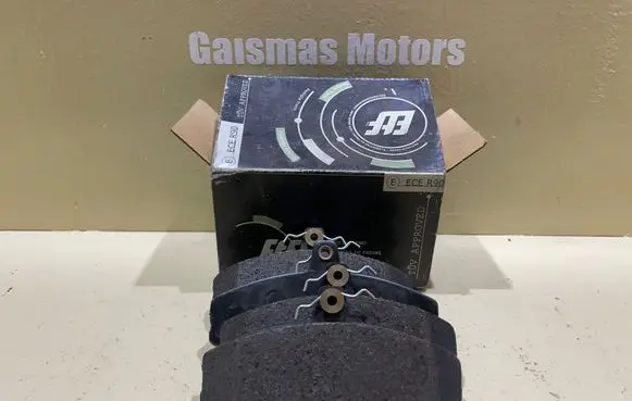 Ford Sierra Brake pads (front) 28BK887