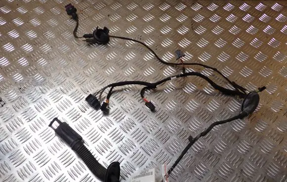 Audi A4 S4 B8 8K Rear door wiring loom 8K0972702