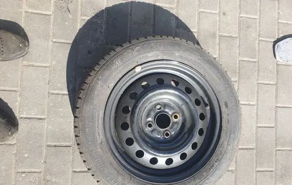 Toyota Corolla Verso E121 R15 steel rim 