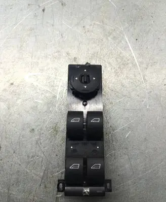 Ford Focus Electric window control switch 7m5t14a132ab