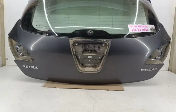 Opel Astra J Tailgate/trunk/boot lid