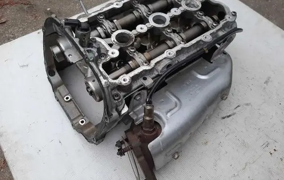 Audi A4 S4 B8 8K Engine head 06E103404T