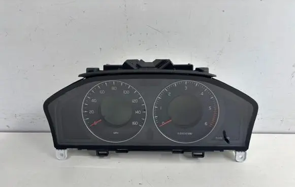 Volvo XC60 Speedometer (instrument cluster) 31270905AA 69399290U