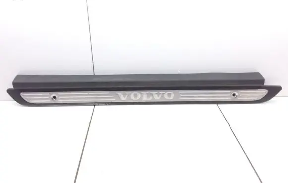 Volvo S40, V40 Front sill trim cover C330818429 C230818425 C130818421