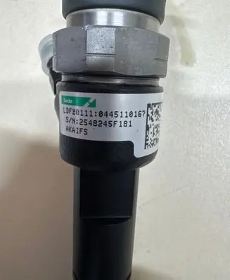 Mercedes-Benz B W245 Fuel injector 0445110167 LDFB0111