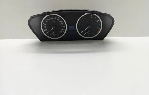 BMW 5 E60 E61 Speedometer (instrument cluster) 6974576 62116974576 008770